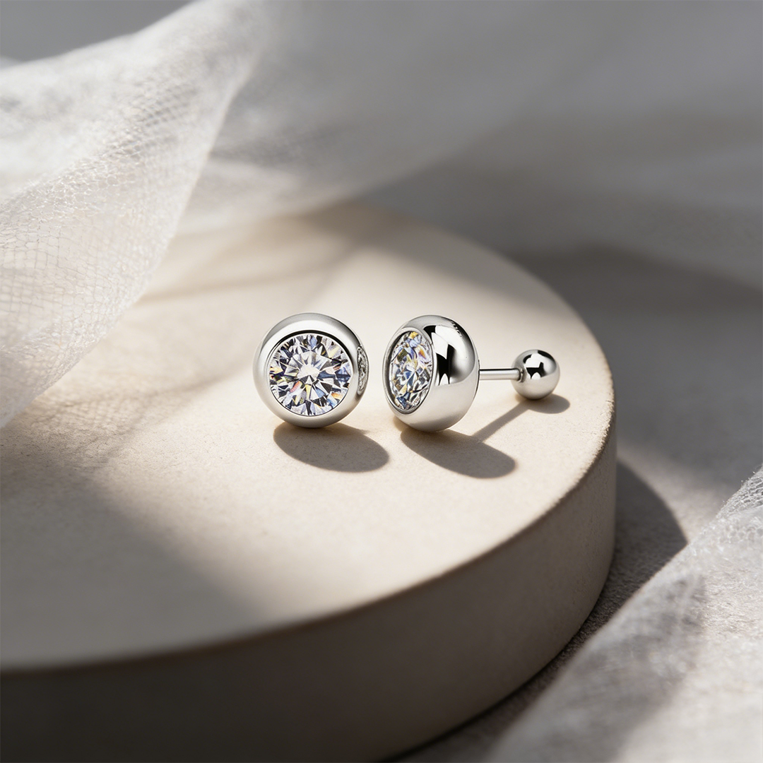 ベゼルセッティング モアサナイトピアス / 0.5ct×2