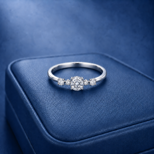 5石モアサナイトリング / 1.0ct