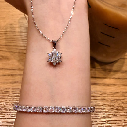 LUMIÈRE｜スターモチーフネックレス