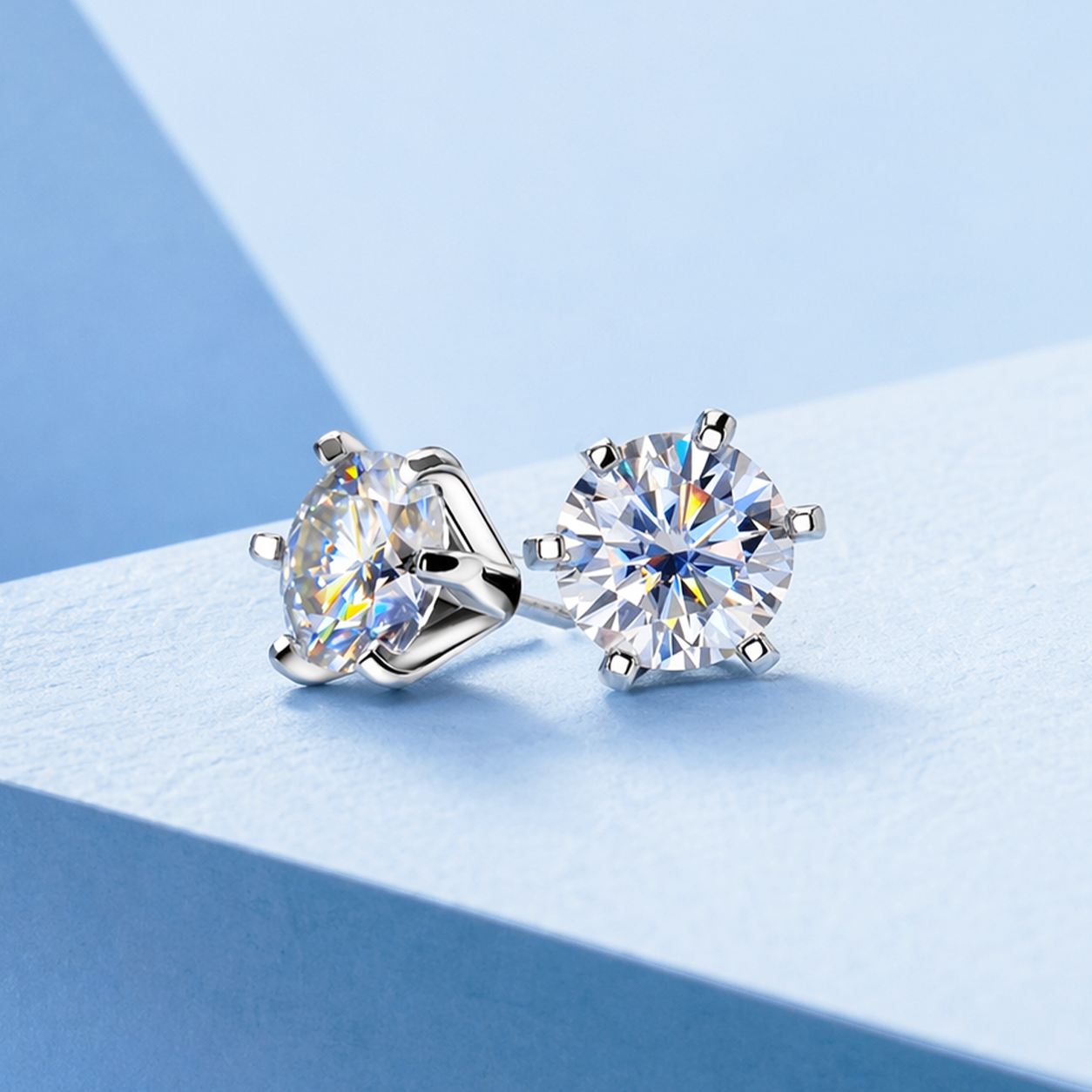 ソリティアモアサナイトピアス / 0.5ct×2