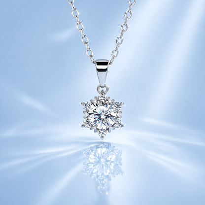 スターモチーフ モアサナイトネックレス / 1.0ct