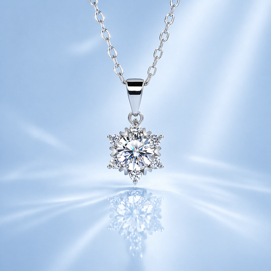 スターモチーフ モアサナイトネックレス / 1.0ct