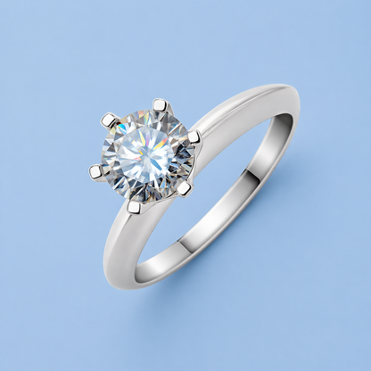 ソリティアモアサナイトリング / 0.5ct
