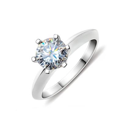 ソリティアモアサナイトリング / 0.5ct